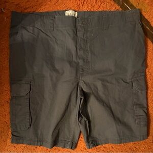 True Nation Men’s Gray Cargo Shorts Size 46